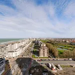 Luxury Seaview With Free Private Parking Apartment *