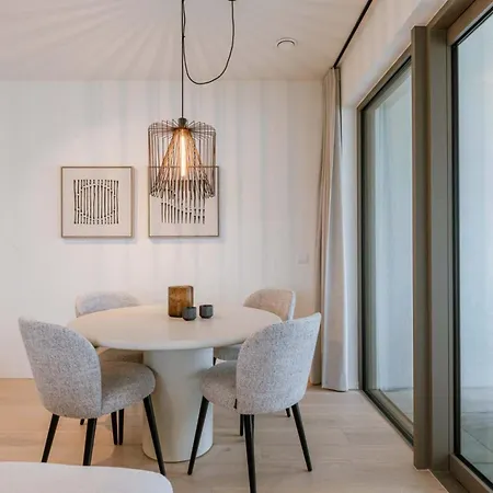 Luxury Seaview With Free Private Parking 公寓 奥斯滕德