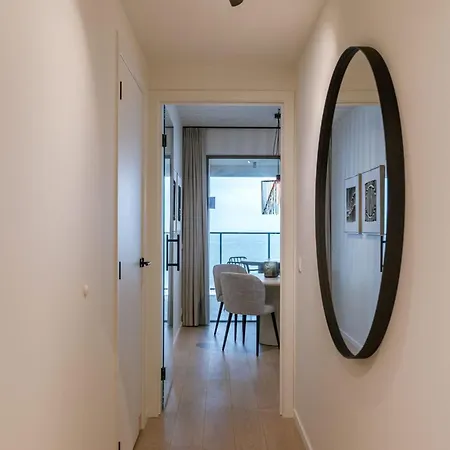 Luxury Seaview With Free Private Parking Apartment