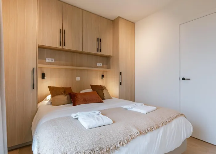 Luxury Seaview With Free Private Parking 아파트 *